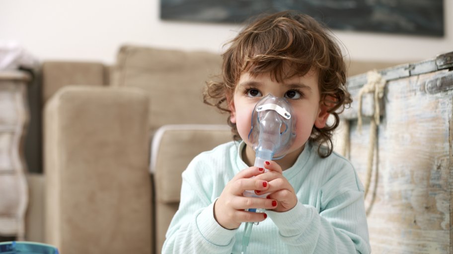 Types of Breathing Treatments Your Pediatrician May Angi